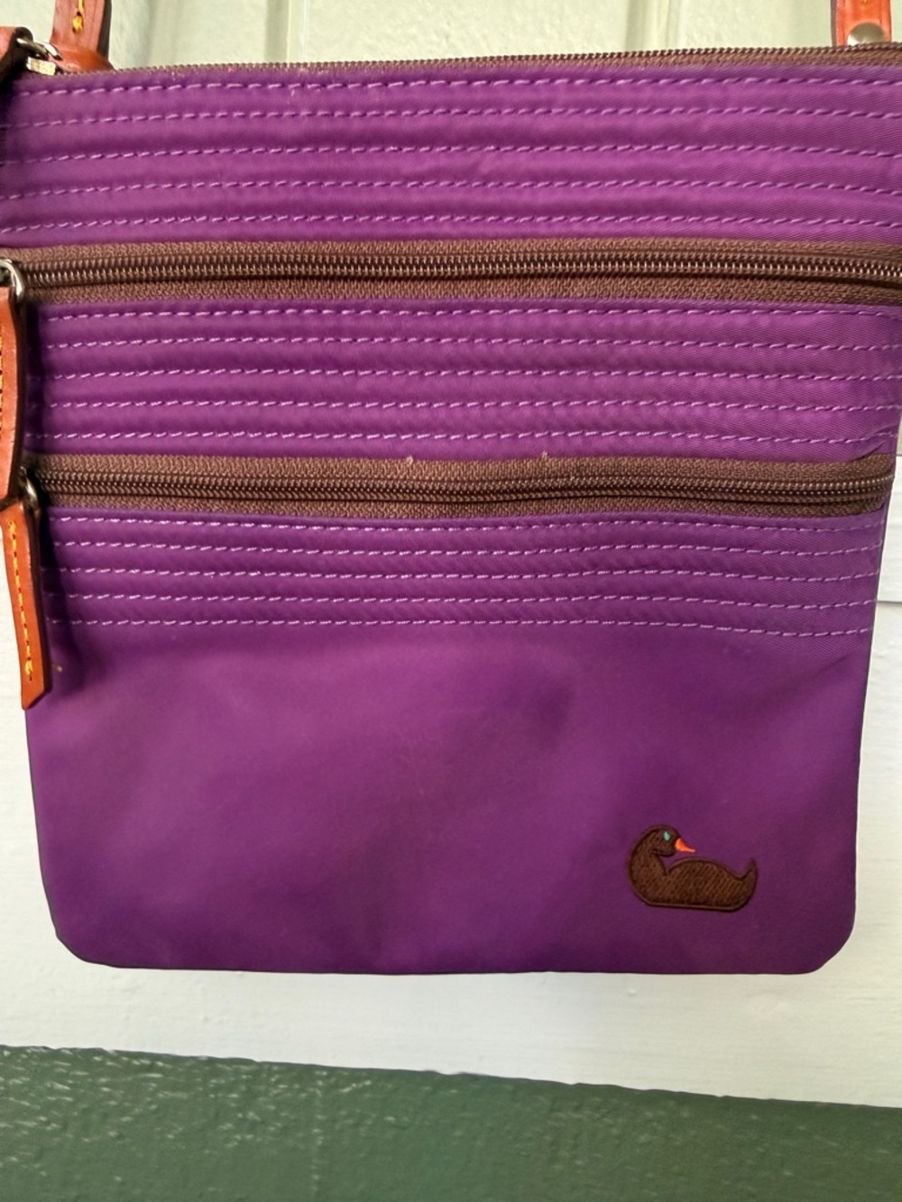 🦆DOONEY & BOURKE Wayfarer Triple Zip Crossbody Purple Nylon Bag & Coin Purse Set - Picture 14 of 14
